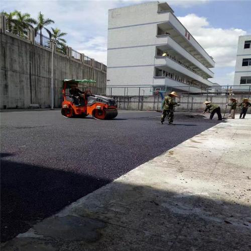 專業(yè)承接廣州學校瀝青路面攤鋪 工廠瀝青道路施工工程廣惠交通